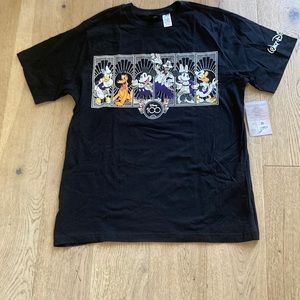 NWT Disney 100th anniversary’s t shirt unisex size small